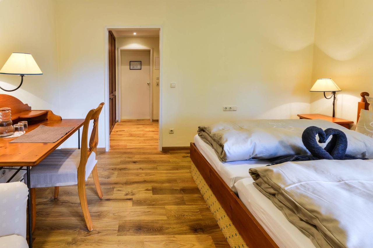 Seinz Wisdom Resort - Bio-Hotel Vegan-Vegetarisch Бад-Кольгруб Экстерьер фото